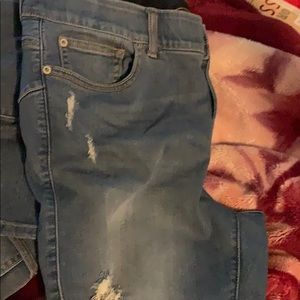 Torrid bombshell skinny jeans 👖 16S
